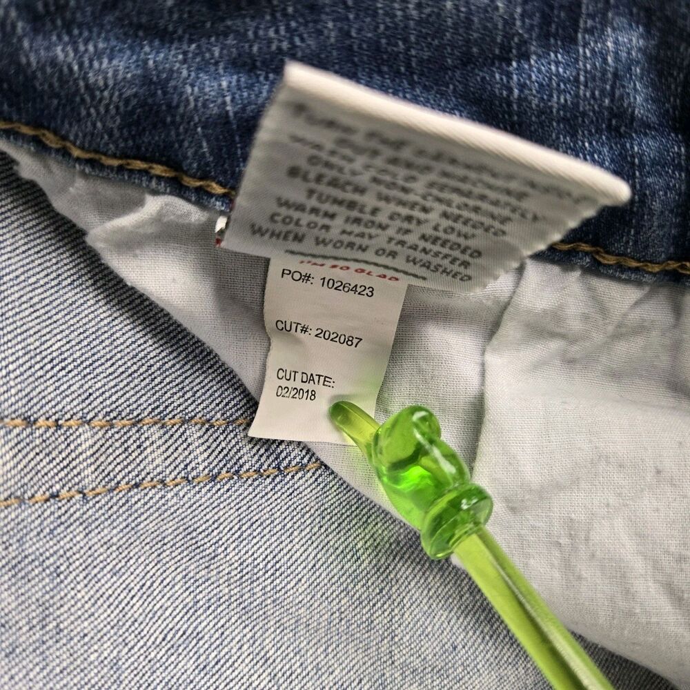 Torrid Cut Off Raw Hem Shorts Sz 22 Button Fly Light Wash High Rise Blue - Picture 6 of 6